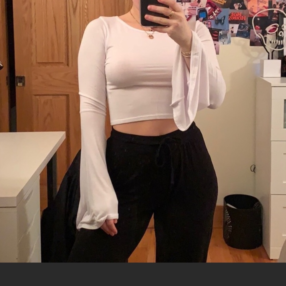 White long sleeve flared shirt